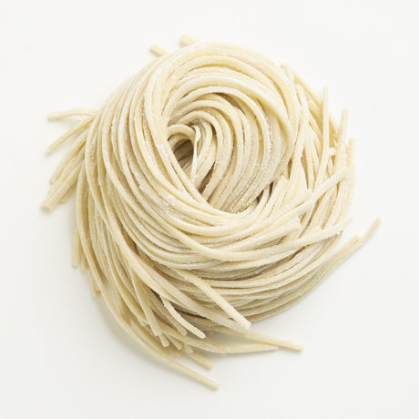 なめらか平打ち麺